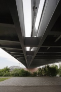 Osthafenbrücke FFM: Untersicht westliche Bauteilfuge zwischen Fahrbahn und Gehweg