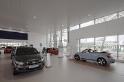 VW-Fleischhauer: Innenansicht Schaufenster 2