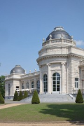 Musée La Boverie: western façade's center risalit