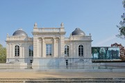 Musée La Boverie: southern façade's and water-basin