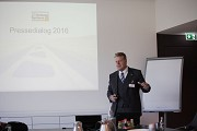 Schlüter-Workbox press-dialogue: introduction by Christian Brunsmann