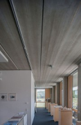 Blue-Office: The ground-floor open-plan office ceiling are 15,5 m long reinforced-precast-concrete-slabs