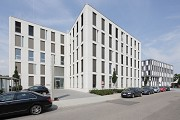 Eastsite Mannheim: Eastside V - precast-concrete-elemente with rounded corners, pict 2