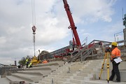 Rhine-boulevard: a vacuum-carrier is lifting the precast-elements 8