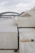 Rhine-boulevard: the precast-elements are laying on a concrete-base 3