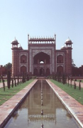 Taj Mahal, Agra: main axis facing main-gate