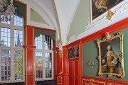 Aachen town-hall: red chamber, south-western room-corner, zoom