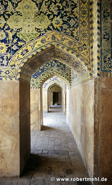 Meidān-e Emām, Isfahan: Masjed-e Emām, Riwaq-Enfilade