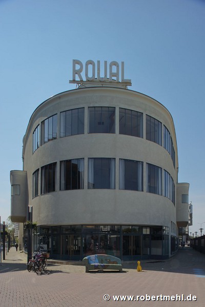 Royale-Theatre, Heerlen: Haupteingang auf der Ostseite