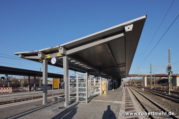 Bahnhof Leverkusen-Opladen: Stirnseite Gleis 2 und 5, Bild 2