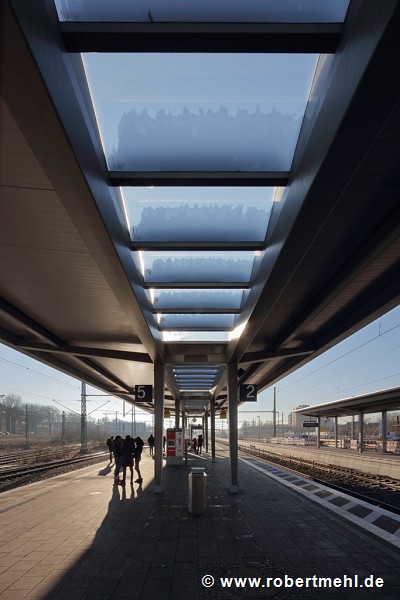 Bahnhof Leverkusen-Opladen: Untersicht Überdachung, Blick nach Süden