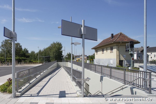 Bahnhof Bedburg: Zugang Unterführung