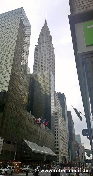 Chrysler Building: Blick von der 42nd Street / Park Ave, Bild 2
