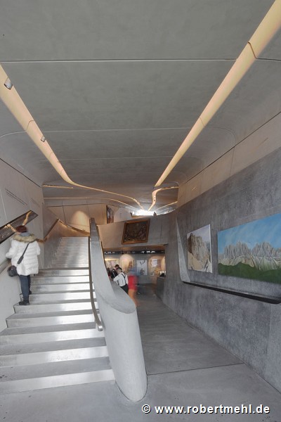 Messner Mountain Museum: westlicher Erker mit Treppe