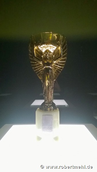 Fussballmuseum: WM-Pokal 1954 (Zweitoriginal)