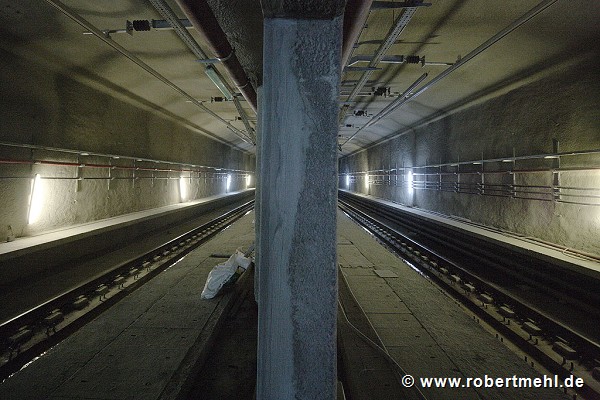Bosporus tunnel, submarine precast-concrete element