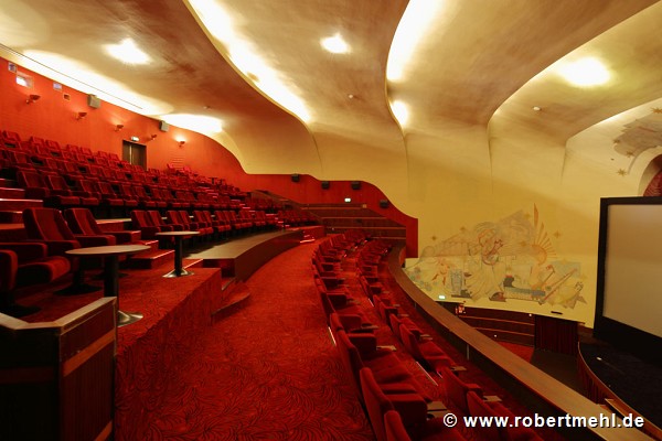 Royale-Theatre, Heerlen: cinema, wall-fresco, gallery view