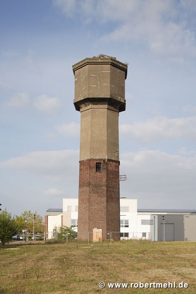 Becker steelworks: water tower