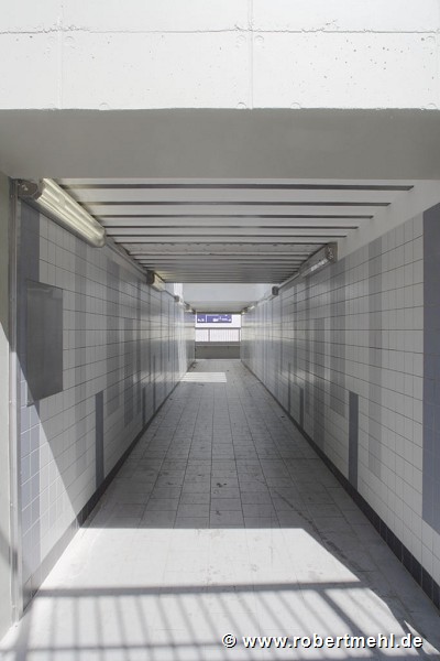 Bedburg Station: track underpass