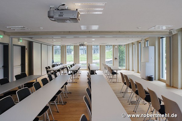 ComNets Aachen: lecture room, cross view
