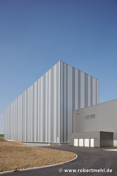 ebm-papst: high-rack warehouse, power-station, fig. 1