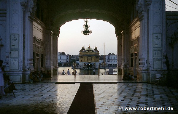 Harmandir Sahib (Golden Temple): main entrance