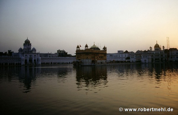 Harmandir Sahib (Golden Temple): sacred pool