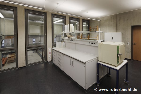 iww: laboratory 1st floor