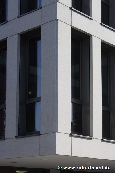 iww: office building, façade detail 1
