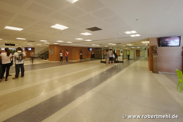 Maracanã stadium: lobby main entrance