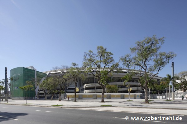 Maracanã stadium: southwestern view with stair-tower 1