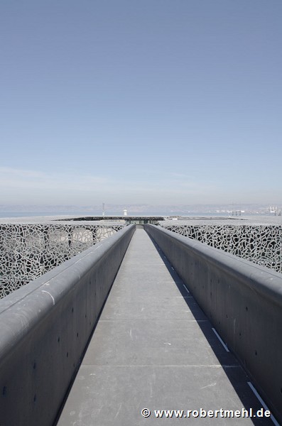 MuCEM, connecting bridge to ancient fortress 2