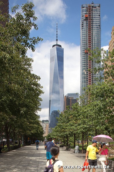 One World Trade Center: southern view from Hudson River Greenway