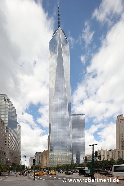 One World Trade Center: southern view from West Street / Liberty Street