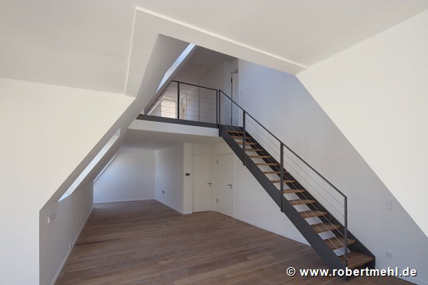 Röte-streetquarter-housing, module A: roof-top flat, gallery access