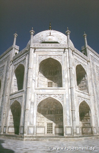 Taj Mahal, Agra: corner-riwaq