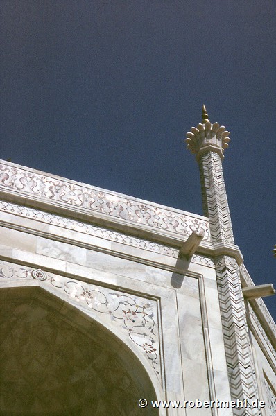 Taj Mahal, Agra: corner-riwaq, detail