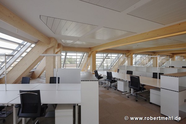 tamedia - roof floor editorial offices 4