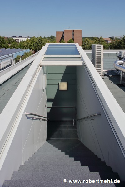 TBZ of IHK-Cologne: roof-exit