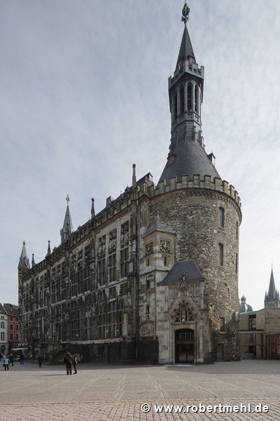 Aachen town-hall: western-view with St. Mary's tower