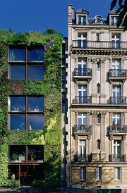 facade Musée du Quai Branly, Paris, F