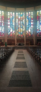 Saint-Pierre, Yvetot: Centre aisle, view of altar